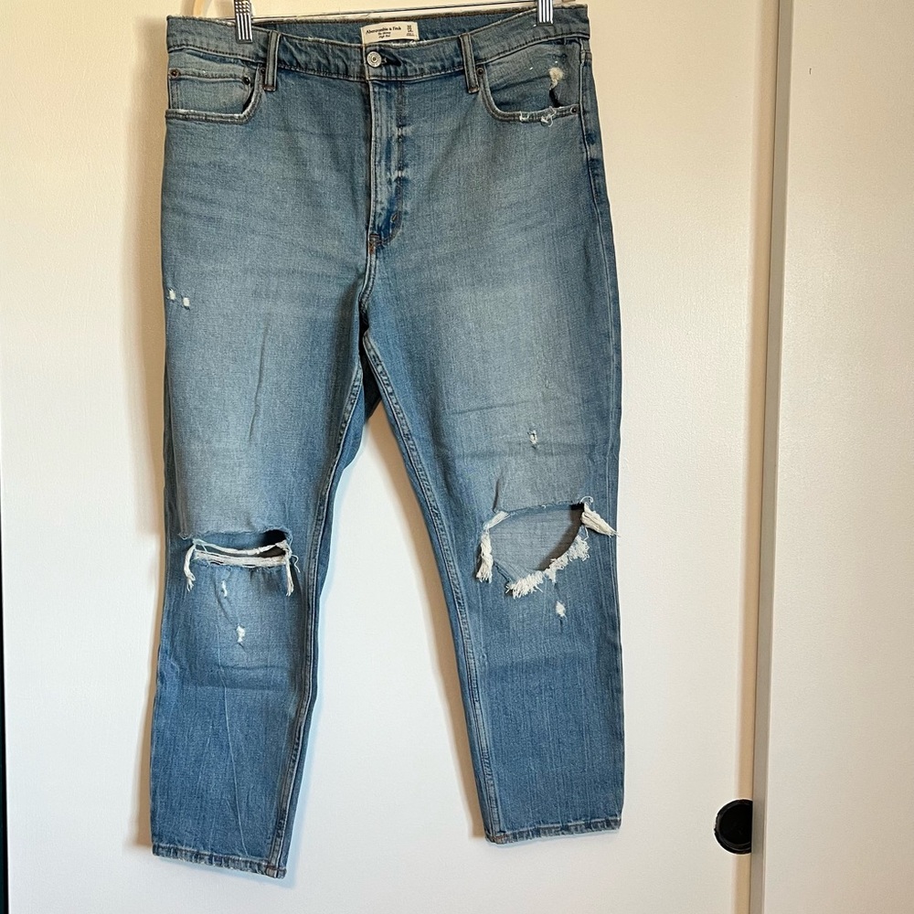 Abercrombie High-Rise Skinny Jeans (short)